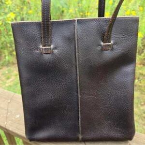 Liz Claiborne dark brown leather purse